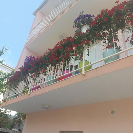 Apartments Dora Trogir Eksteriør bilde